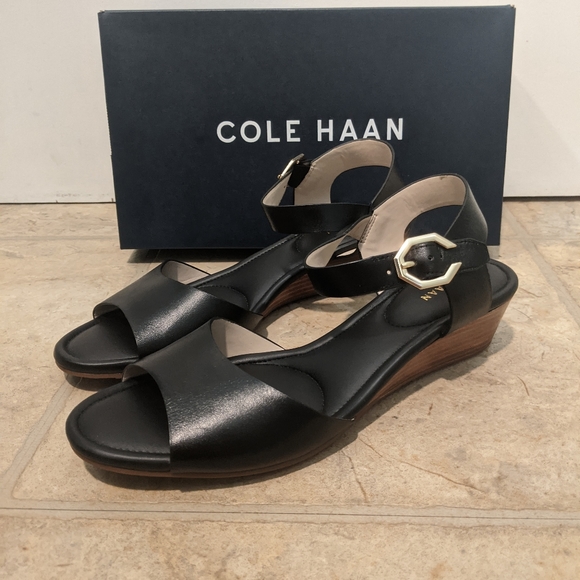 Cole Haan Shoes - (HOST PICK!)Cole Haan Leather Wedge Sandal